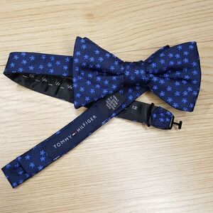 TOMMY HILFIGER Mens Bow Tie Blue Floral Pre-Tied Adjustable